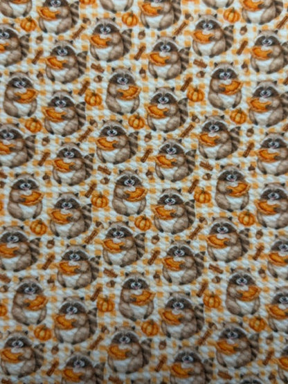 Pumpkin Pie Racoon